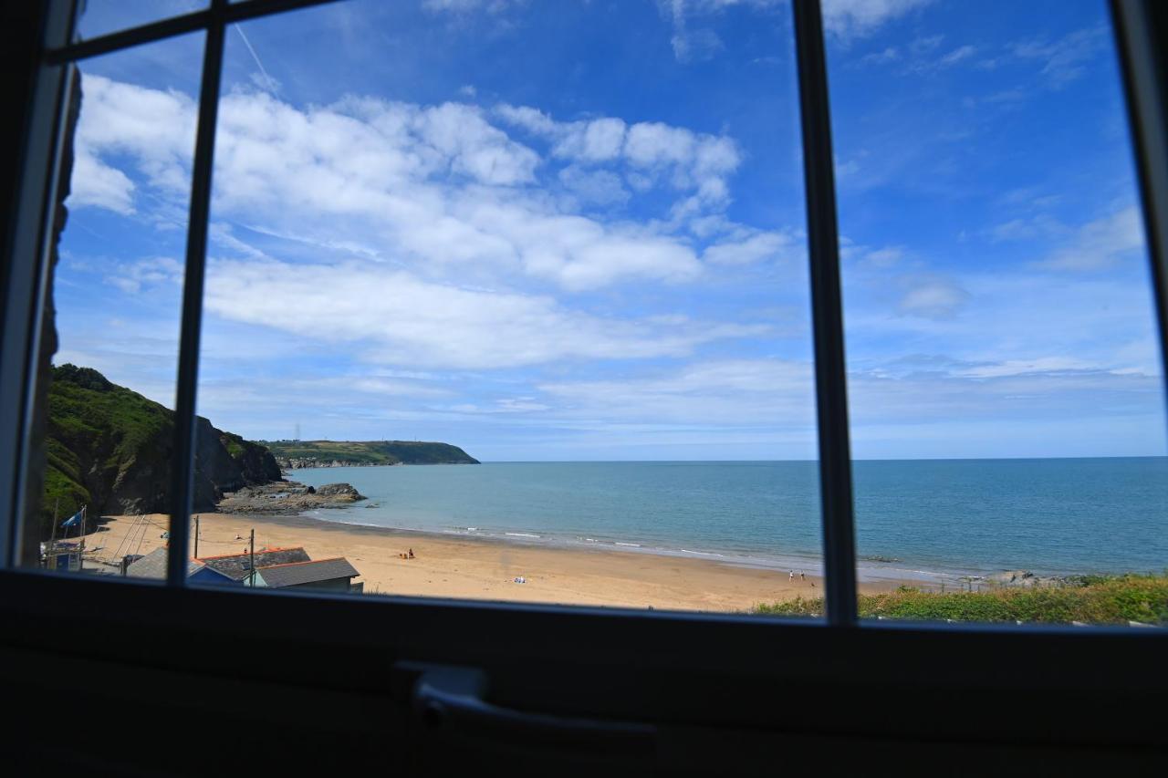 Ship Inn Aberporth Extérieur photo