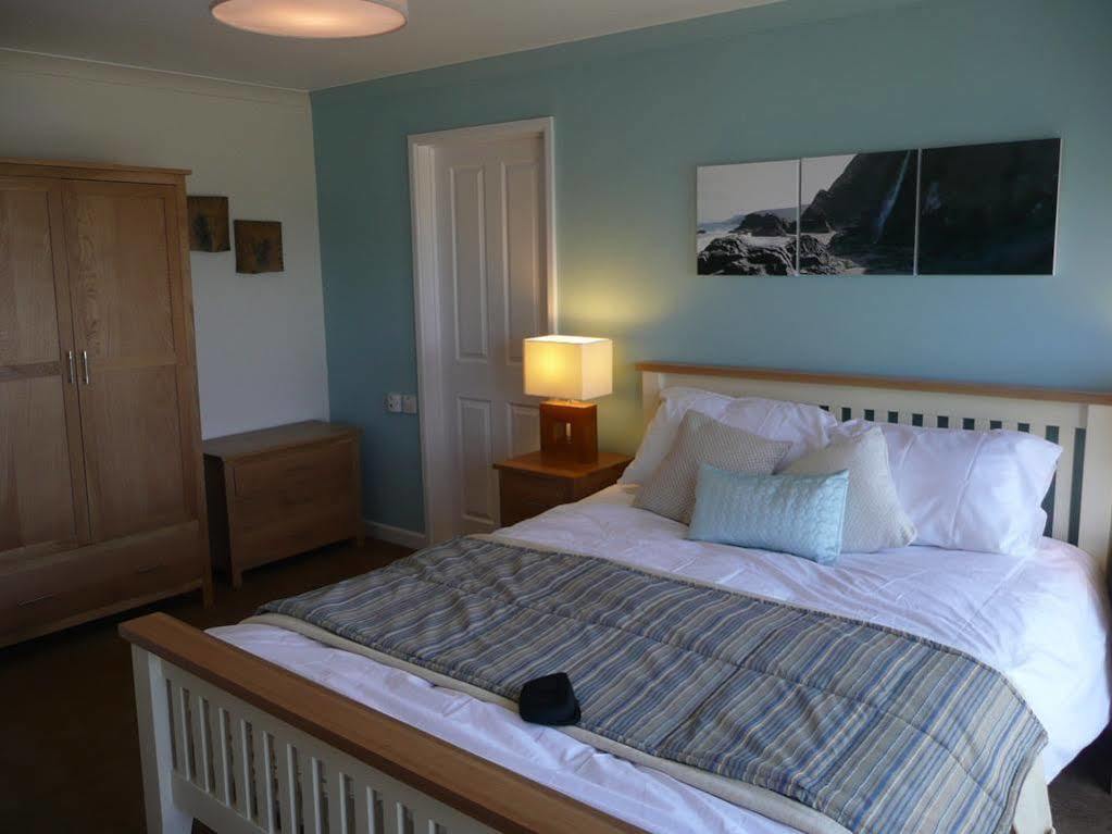 Ship Inn Aberporth Extérieur photo